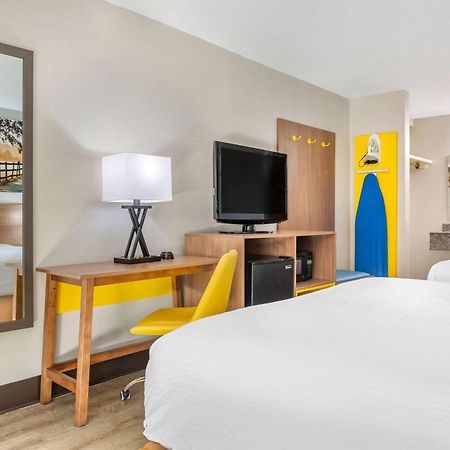 Days Inn & Suites By Wyndham Rocky Mount Golden East Eksteriør billede