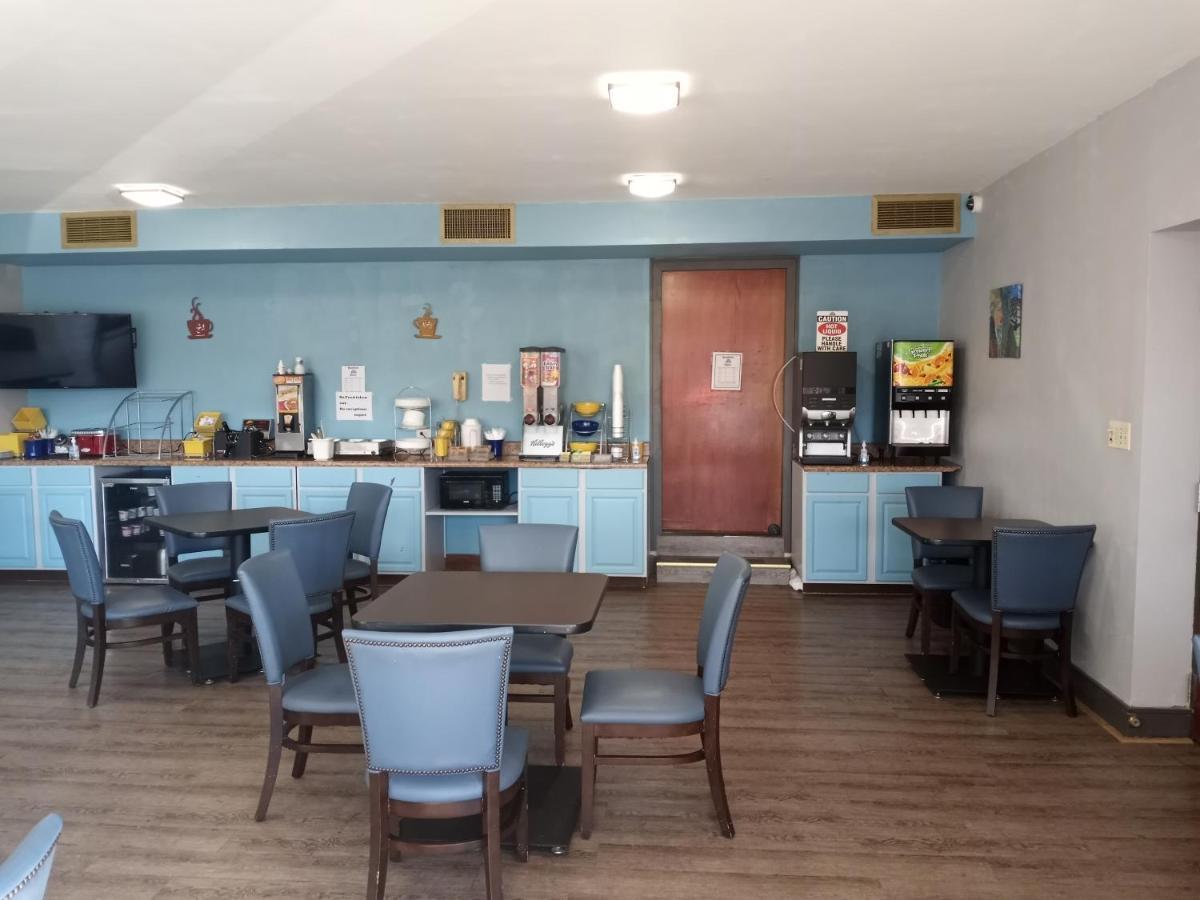 Days Inn & Suites By Wyndham Rocky Mount Golden East Eksteriør billede