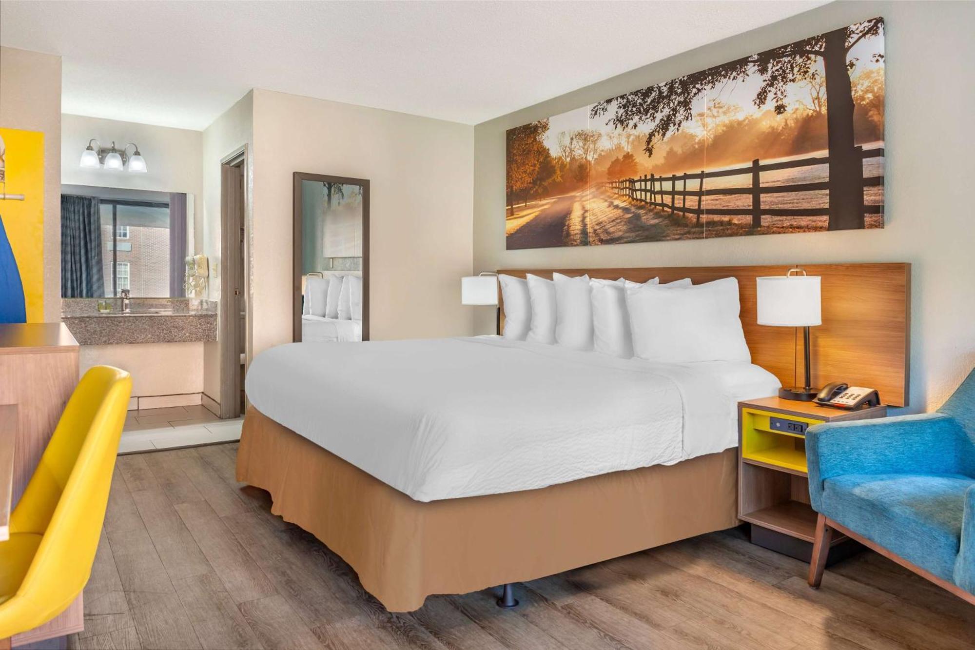 Days Inn & Suites By Wyndham Rocky Mount Golden East Eksteriør billede