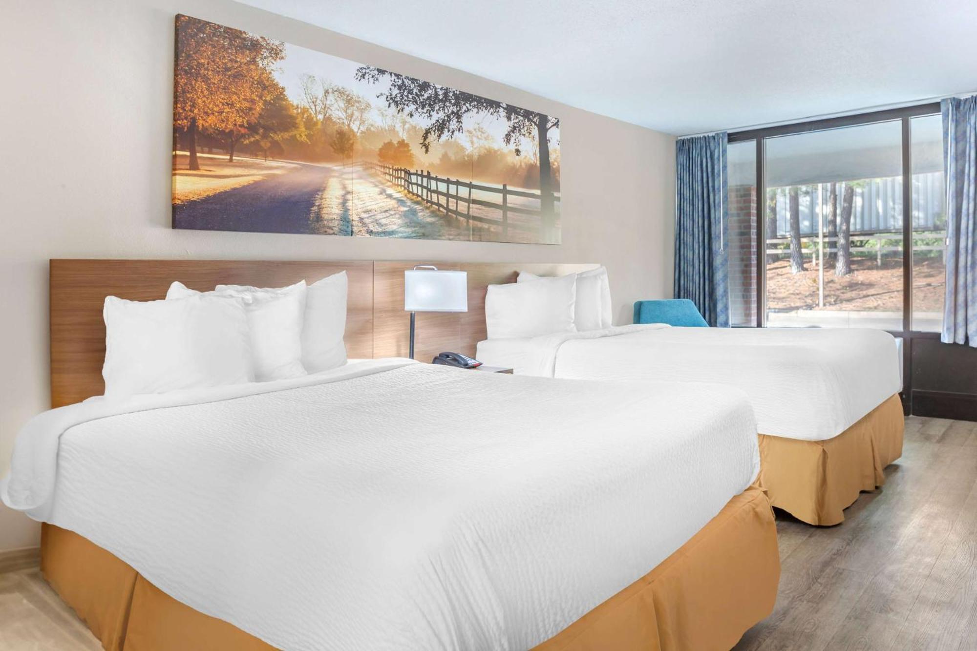 Days Inn & Suites By Wyndham Rocky Mount Golden East Eksteriør billede