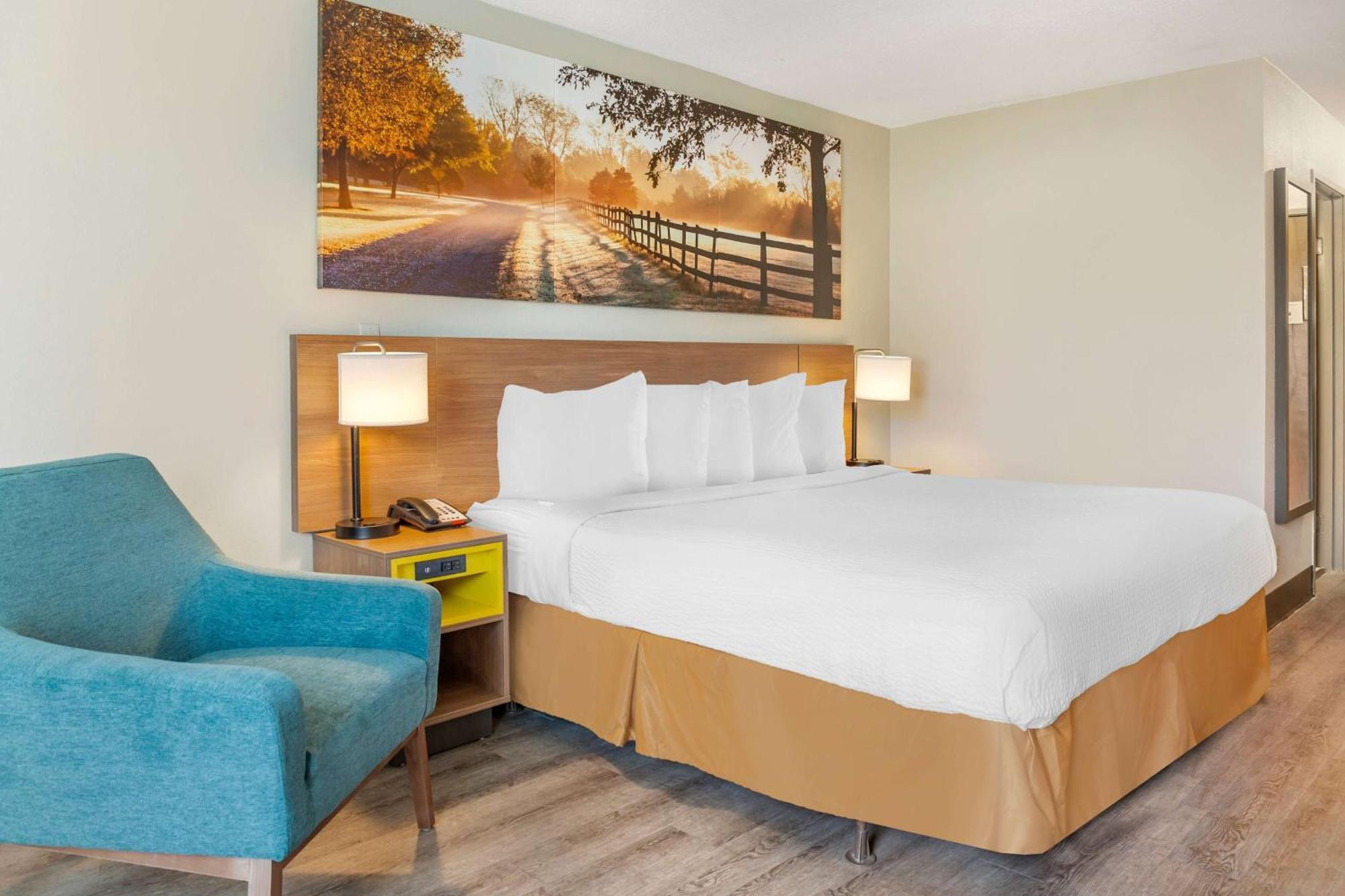 Days Inn & Suites By Wyndham Rocky Mount Golden East Eksteriør billede