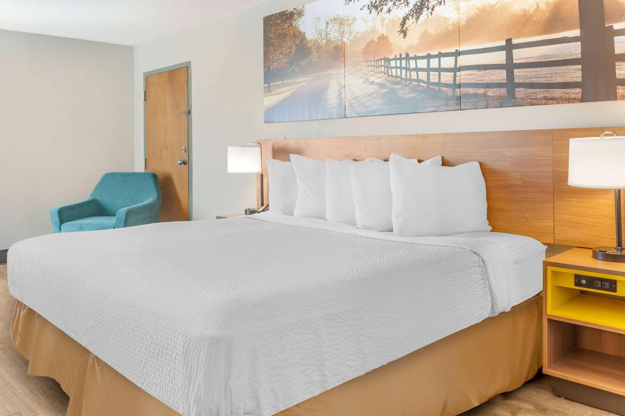 Days Inn & Suites By Wyndham Rocky Mount Golden East Eksteriør billede